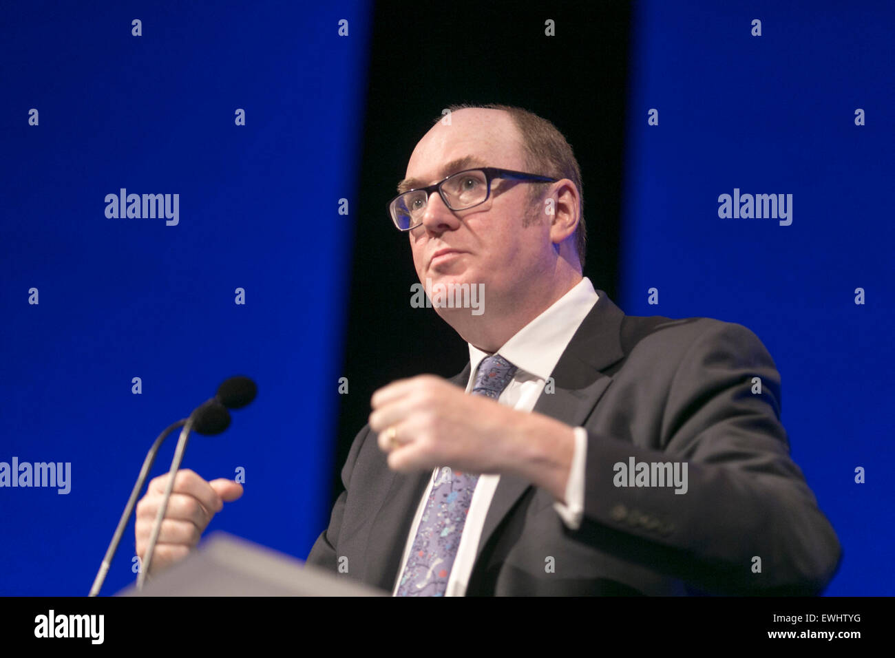 Dr Gerard Lyons Hi res Stock Photography And Images Alamy dr-gerard-lyons-hi-res-stock-photography-and-images-alamy