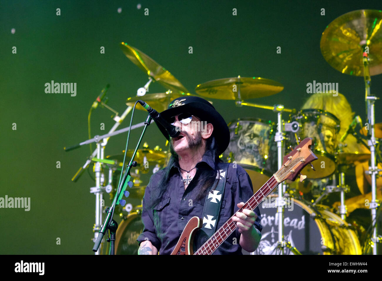 Glastonbury Festival, Somerset, UK. 26 June 2015. Motorhead play the Pyramid Stage. Lemmy and the rest of the legendary band now in their 40th year are still one of the best known metal bands on the planet. Credit:  Tom Corban/Alamy Live News Stock Photo