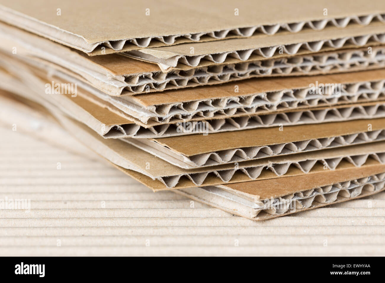 Wavy cardboard hi res stock photography and images Alamy