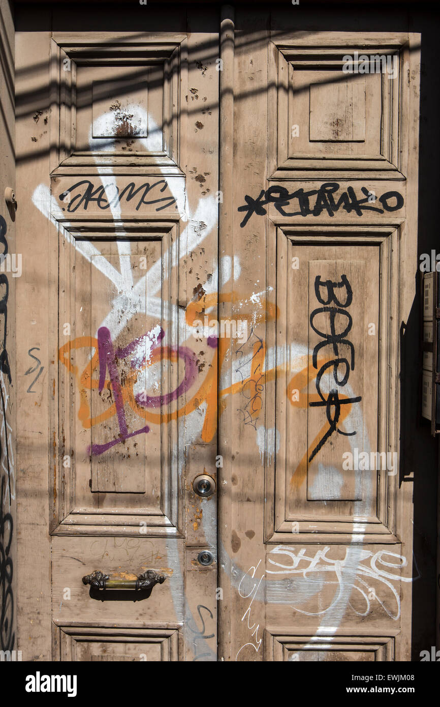 A pair ofgraffiti covered doors in Valparaiso, Chile Stock Photo - Alamy