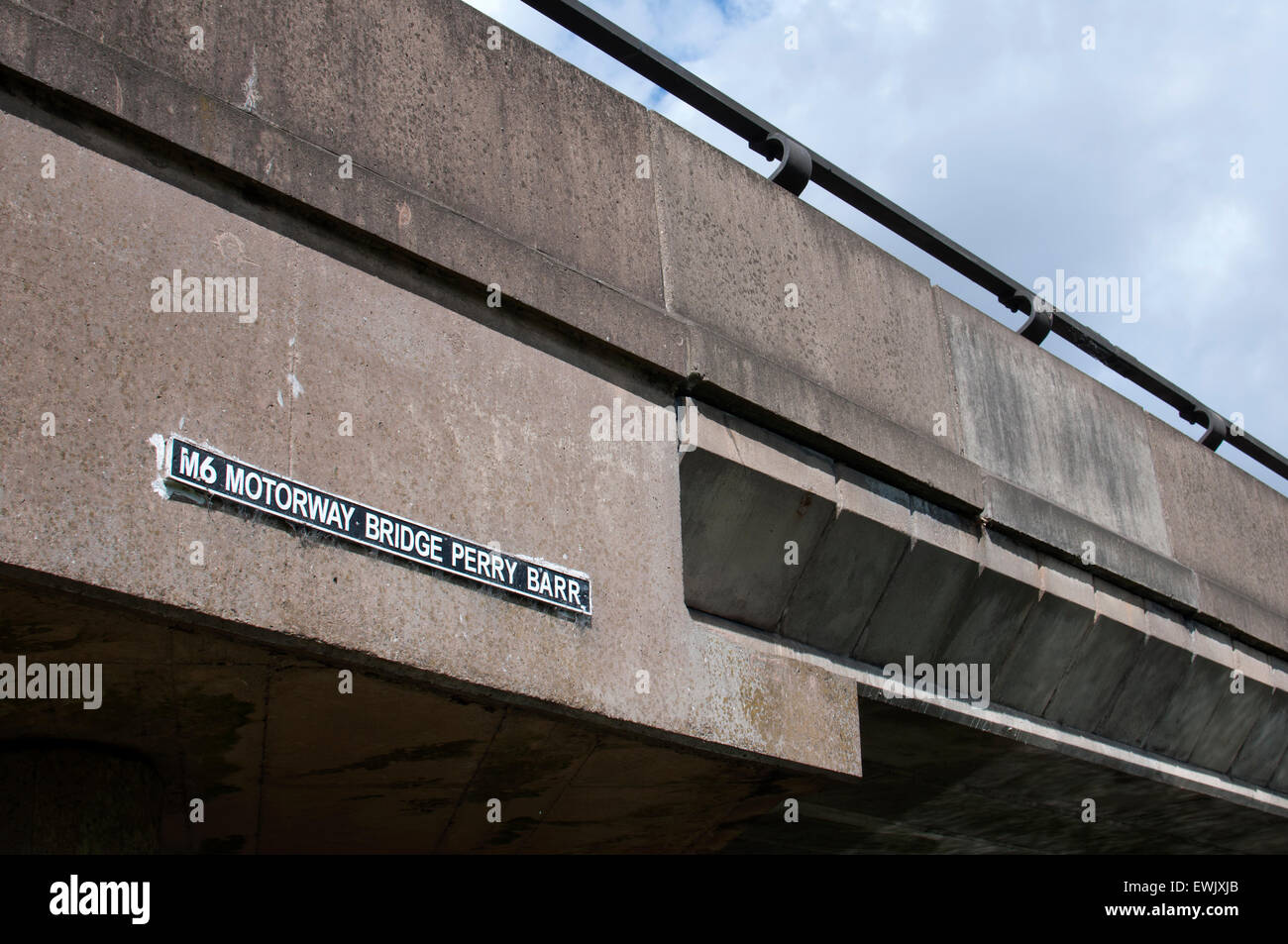 M6 motorway flyover at Perry Barr Locks, Tame Valley Canal, Perry Barr, Birmingham, UK Stock Photo