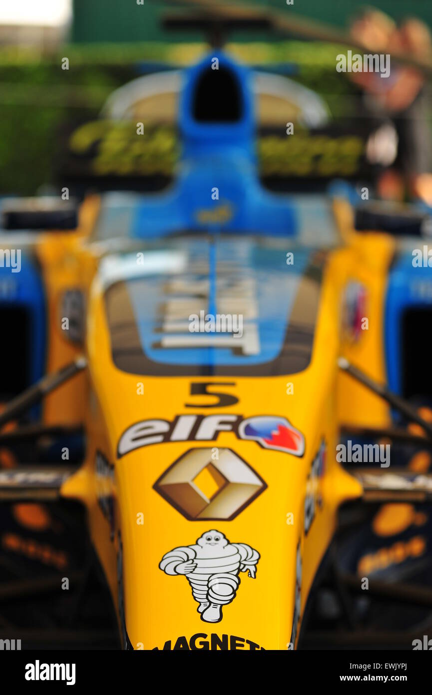 Renault f1 car hi-res stock photography and images - Alamy
