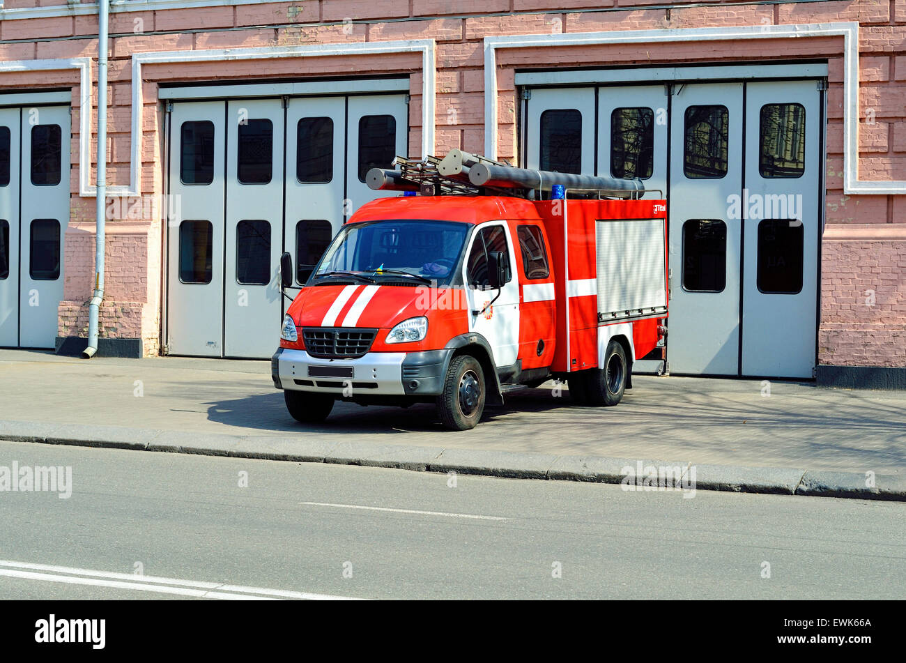 Fire truck ladder light hi-res stock photography and images - Alamy