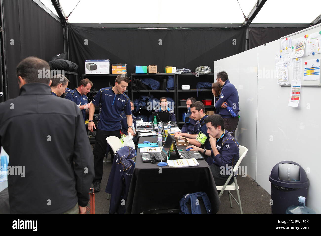 London, UK. 28th June, 2015. Action at the last and deciding round of the FIA Formula E Championship - The eDams (run by Alain Prost) technical boffins at work behind the scenes. Credit:  Motofoto/Alamy Live News Stock Photo