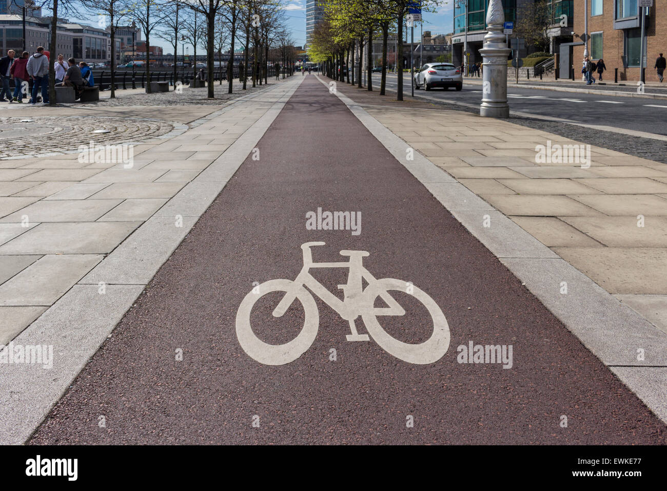 Cycle lane, Custom House Quay, Dublin, Ireland Stock Photo Alamy