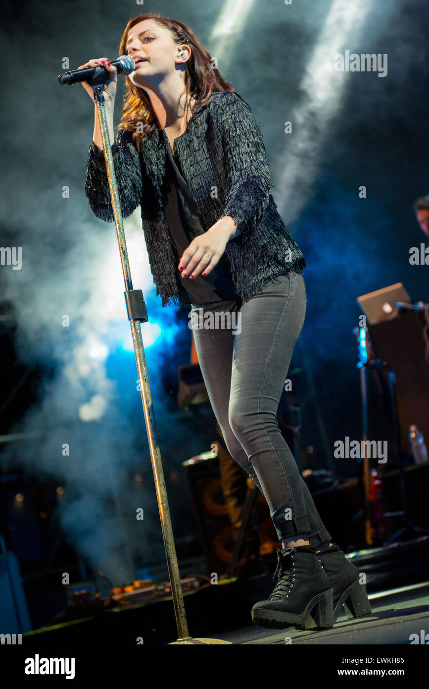 Grugliasco, Italy. 27th July, 2015.  Annalisa singing during a live concert in Grugliasco Credit:  Edoardo Nicolino/Alamy Live News Stock Photo