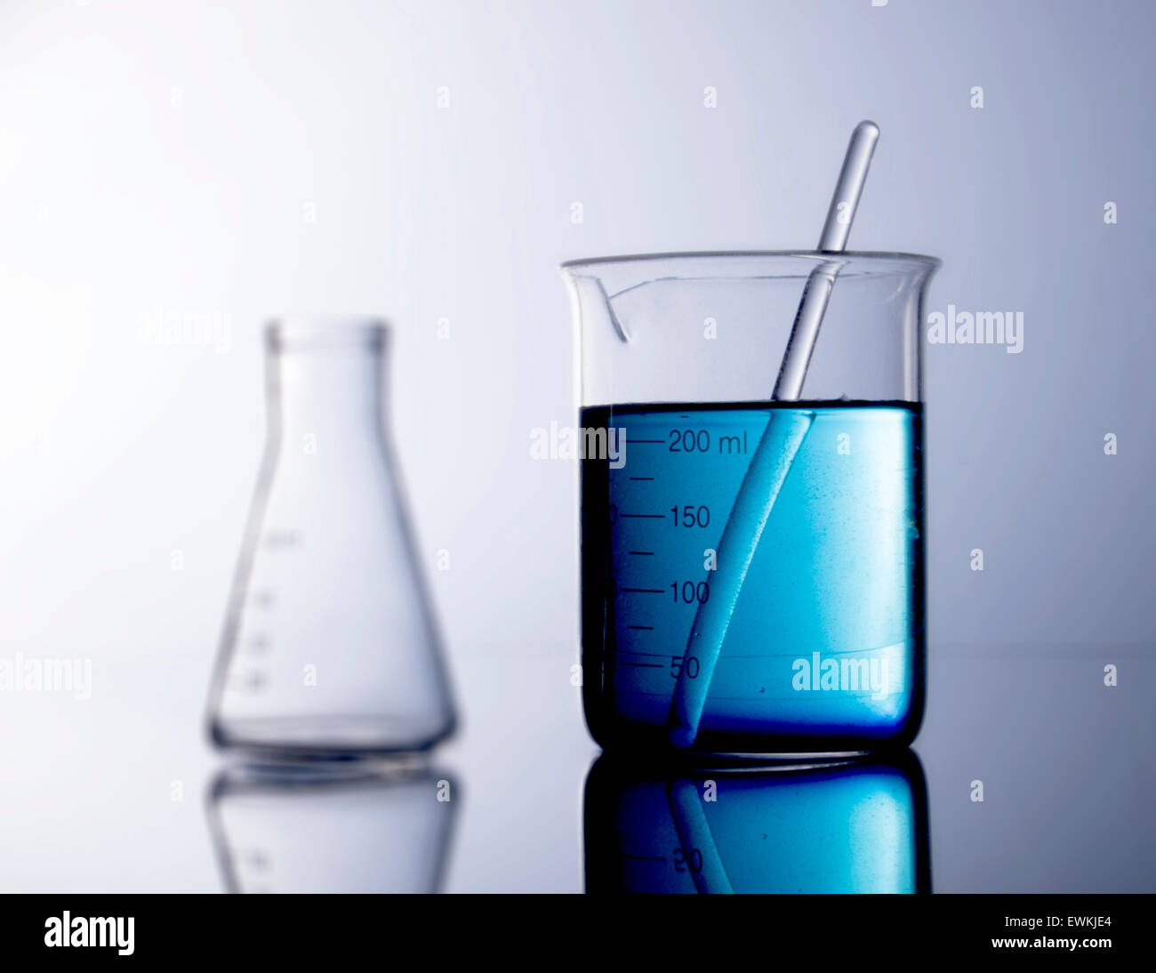 Beaker blue chemicals hires stock photography and images Alamy