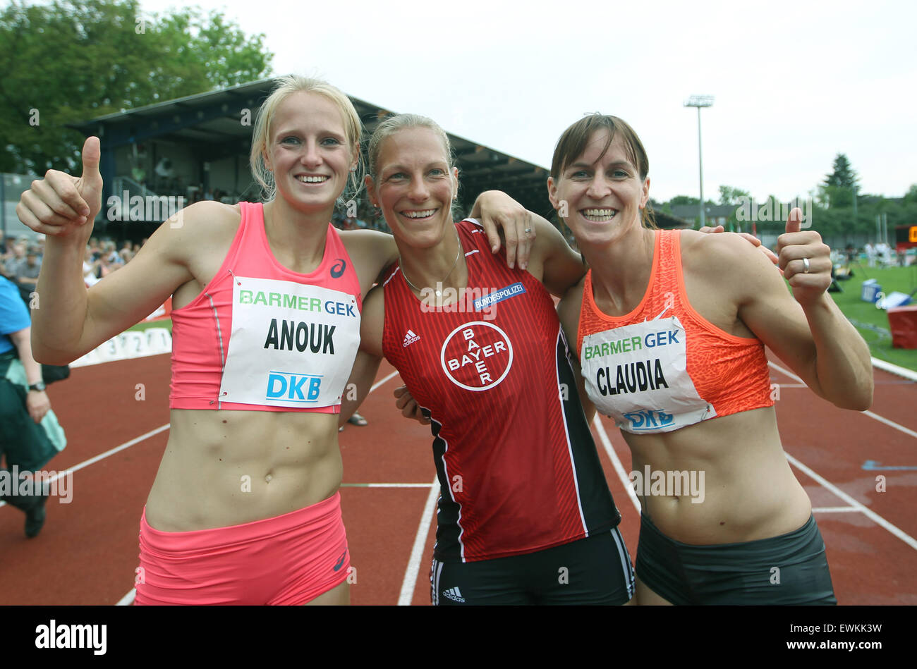 Ratingen, Germany. 28th June, 2015. First place heptathlete Anouk Vetter of the Netherlands (L), second place winner Jennifer Oeser (C) and third place winner Claudia Rath celebrate after the Multievent Meeting in Ratingen, Germany, 28 June 2015. Photo: INA FASSBENDER/dpa/Alamy Live News Stock Photo