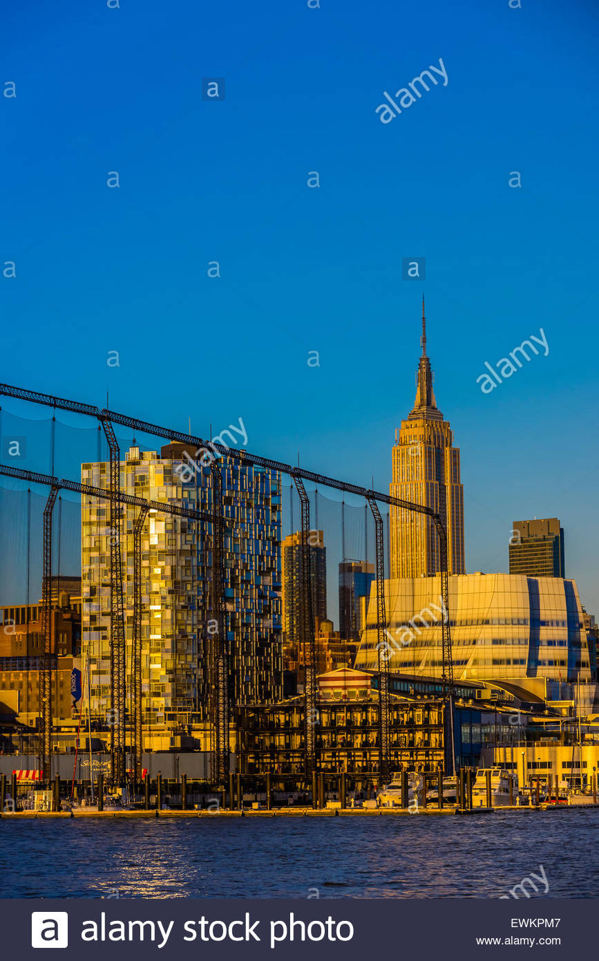 100 Eleventh Avenue Stock Photos & 100 Eleventh Avenue Stock Images Alamy