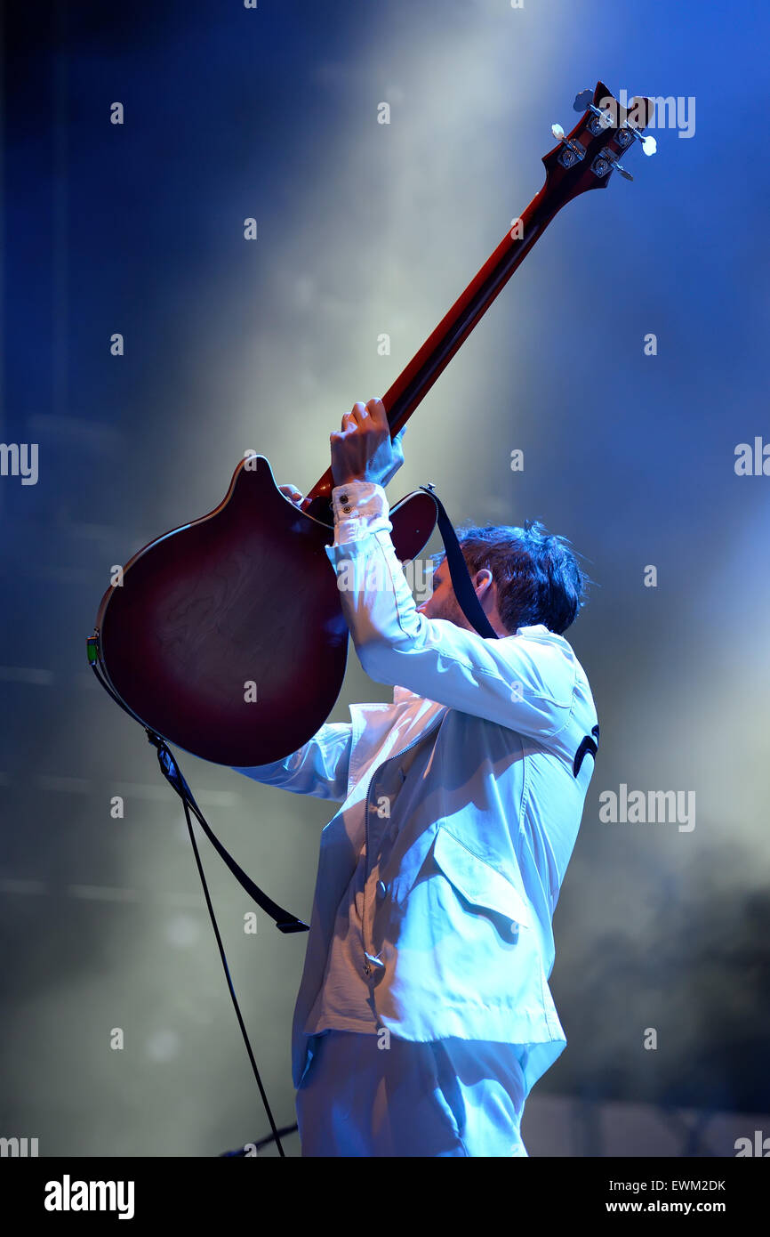 Klaxons Band Hi res Stock Photography And Images Alamy klaxons-band-hi-res-stock-photography-and-images-alamy