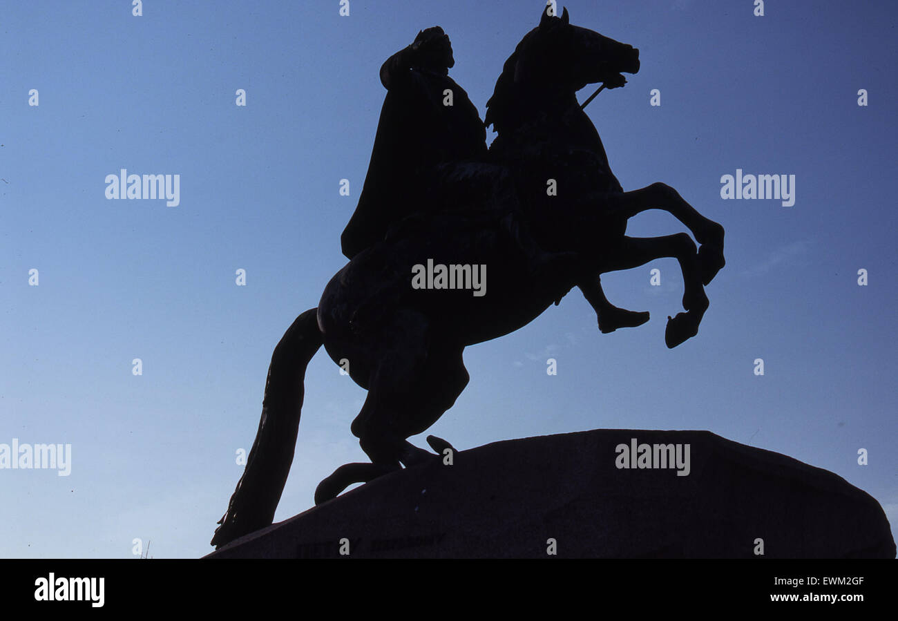 Leningrad, Russia. 8th Nov, 1991. Inscribed "To Peter the First from