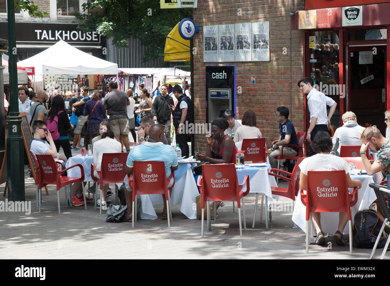 Portobello cafe hires stock photography and images Alamy