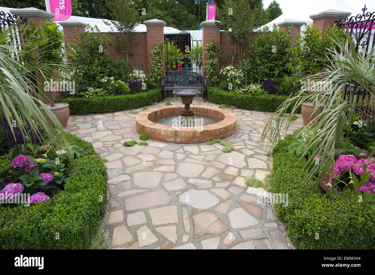 The charleston garden show garden hires stock photography and images