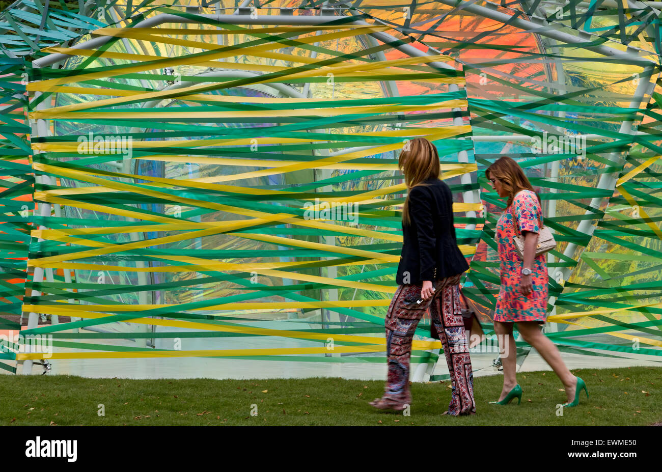 Interwoven ribbons hi-res stock photography and images - Alamy