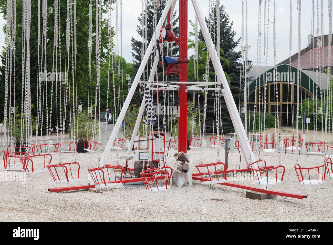 The chair swing ride at Budapest Zoo Stock Photo - Alamy
