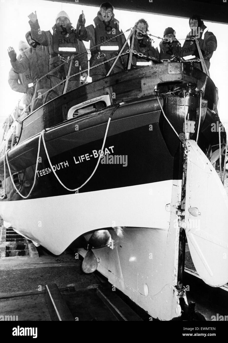 The old Teesmouth lifeboat being launched for the last time after lifeboat chiefs welcomed a new super-fast vessel to the Tees - and launched a £150,000 appeal to pay for her. 4th January 1986. Stock Photo