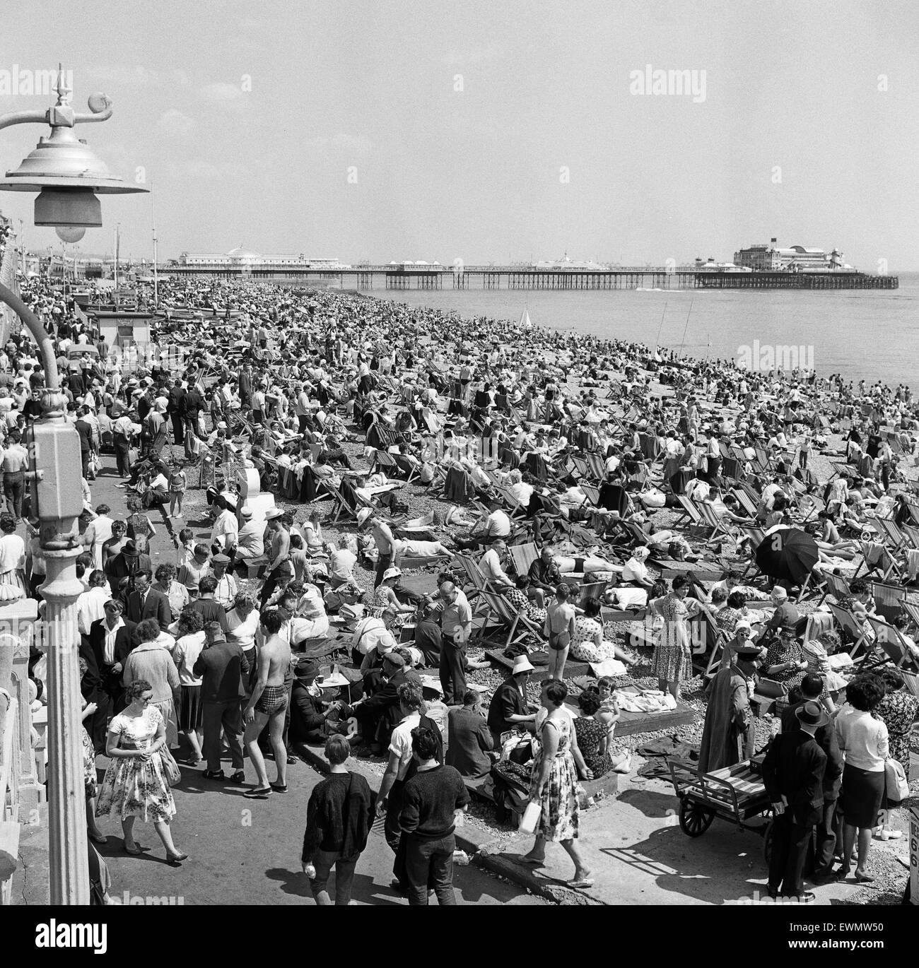 Holiday scenes in Brighton, East Sussex. 10th June 1962. 10th June 1962. Stock Photo