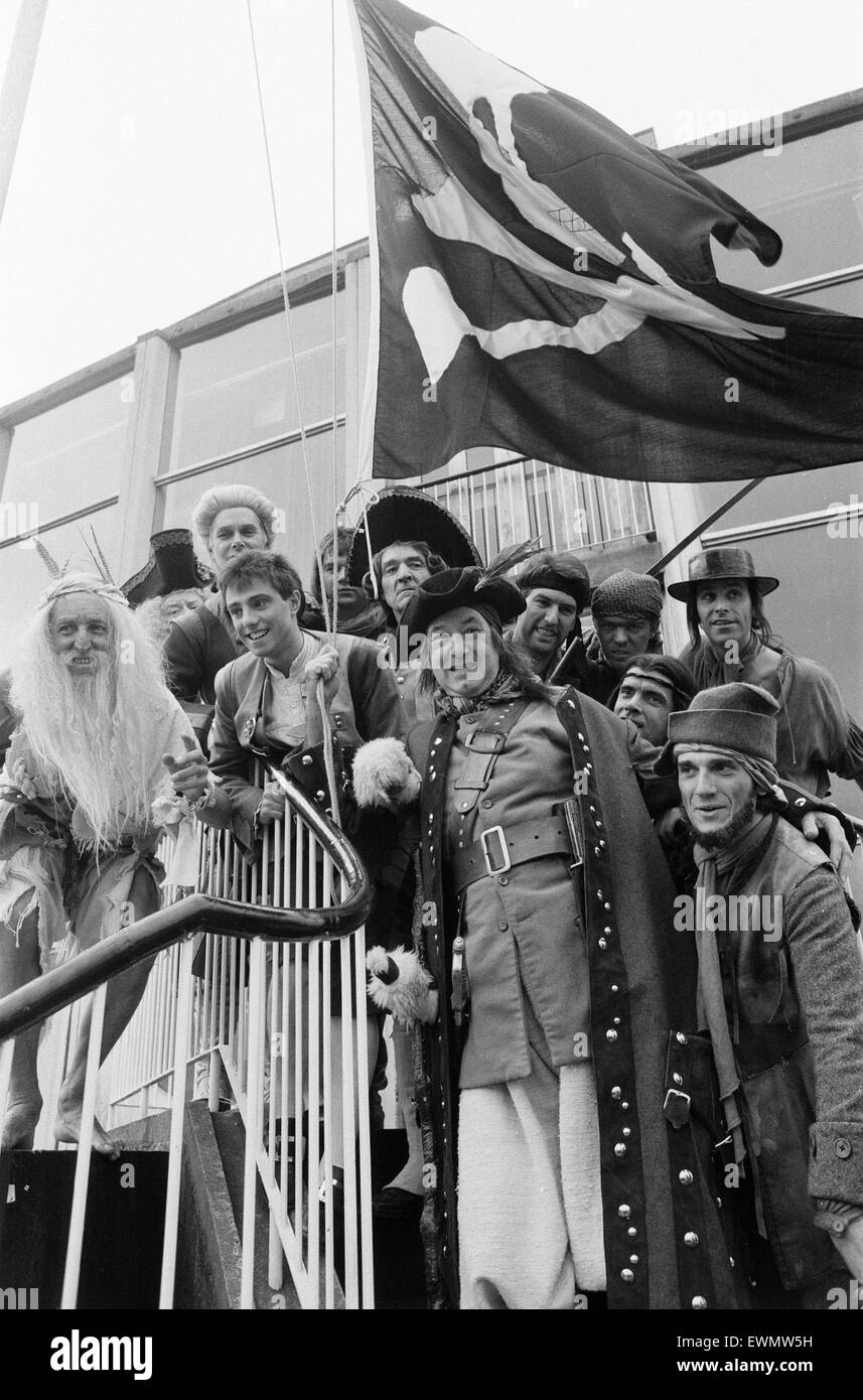 Treasure Island, Pantomime, Photocall, Birmingham Repertory Theatre