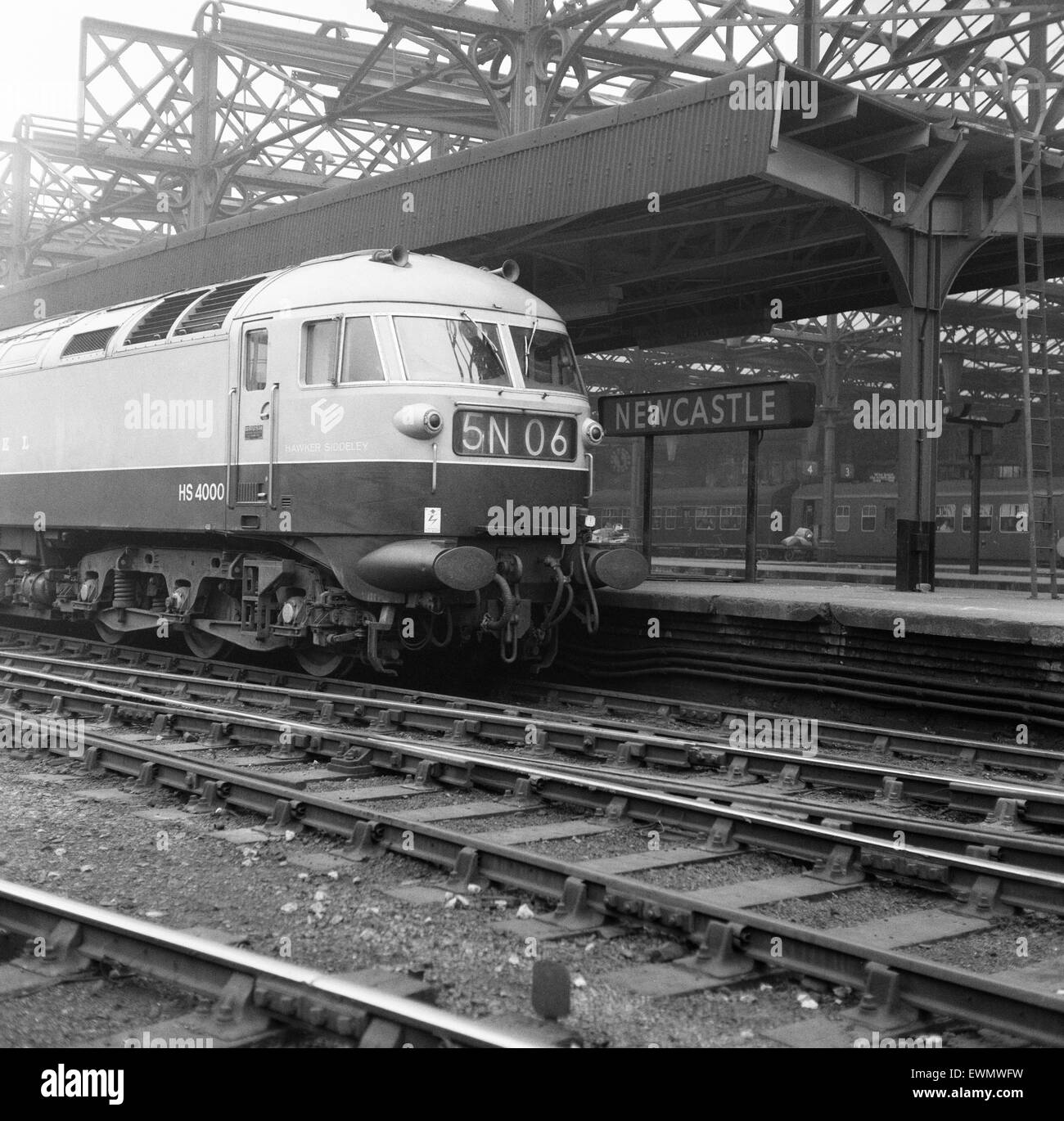 HS 4000 Kestrel diesel locomotive built by Hawker Siddleley, pictured at Newcastle Central Station, Newcastle, Tyne and Wear, North East England, 23rd October 1969. Stock Photo