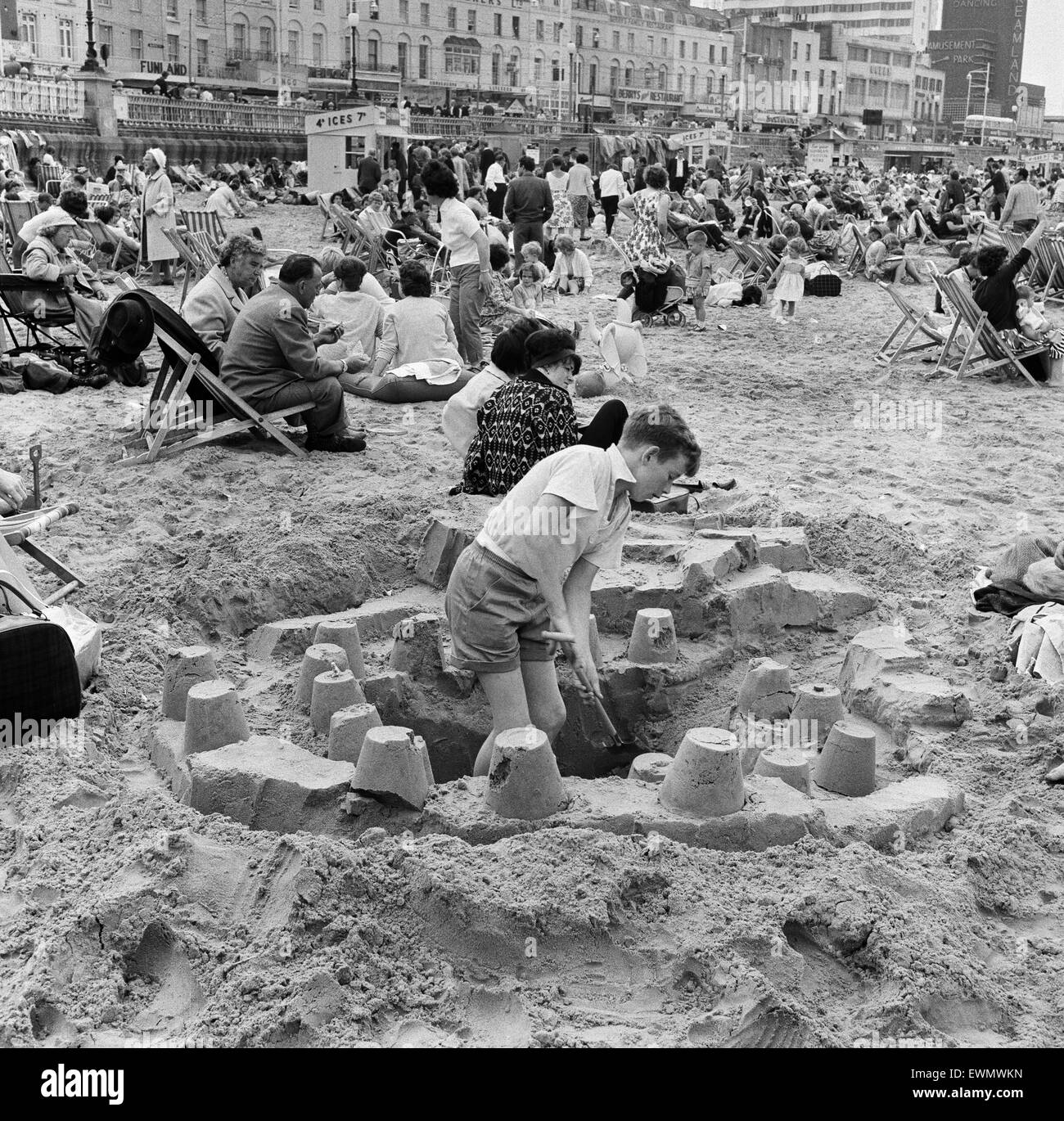 Holiday scenes in Margate, Kent. August 1963. Stock Photo