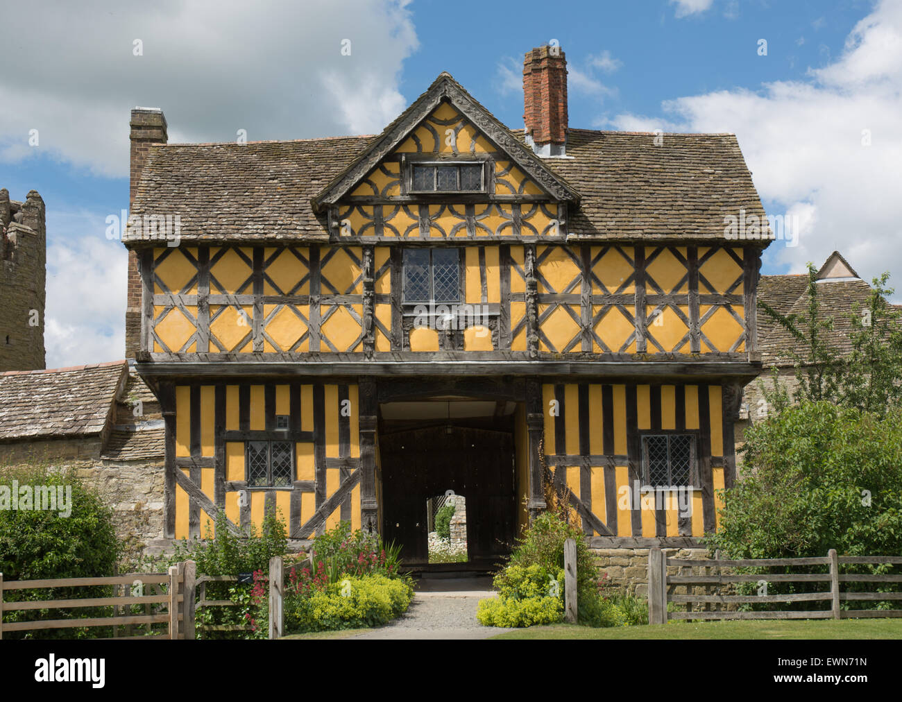 Stokesay Castle gatehouse, Shropshire, in the care of English Heritage Stock Photo Alamy