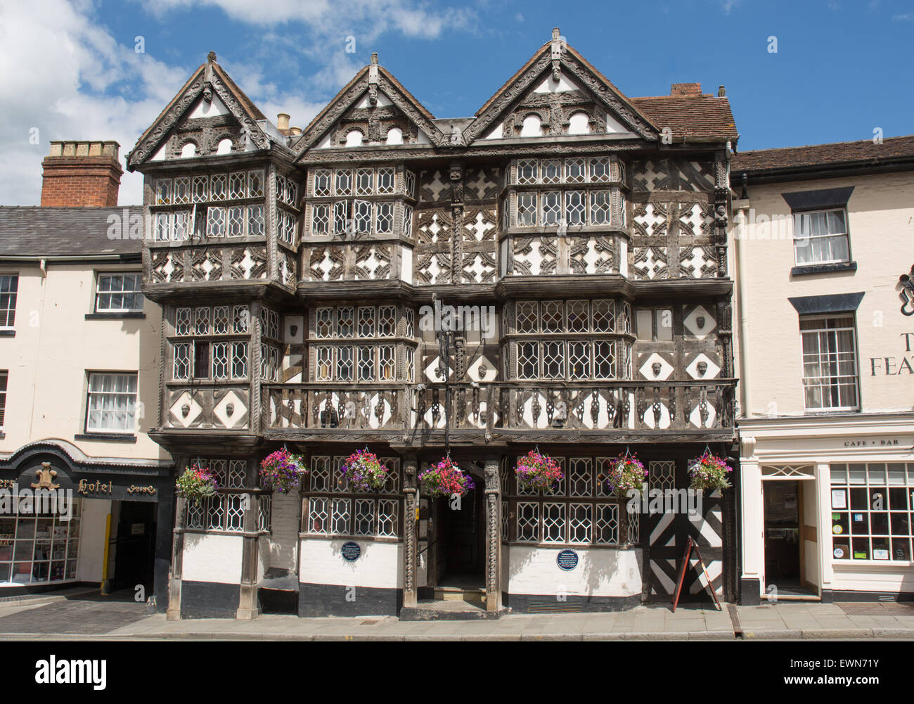 Tudor timber framed houses hires stock photography and images Alamy
