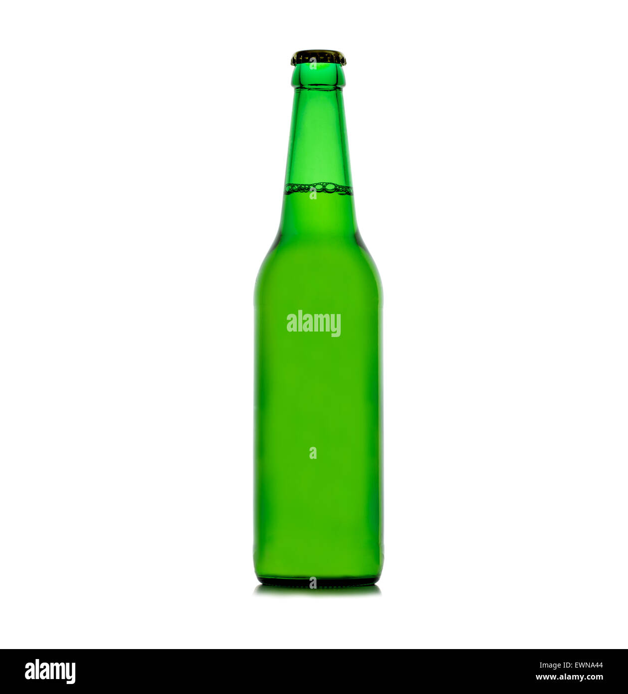 бутылка сбоку. бутылка сбоку. 3д модель бутылки пива. пустая стеклянная бутылка. бутылка.