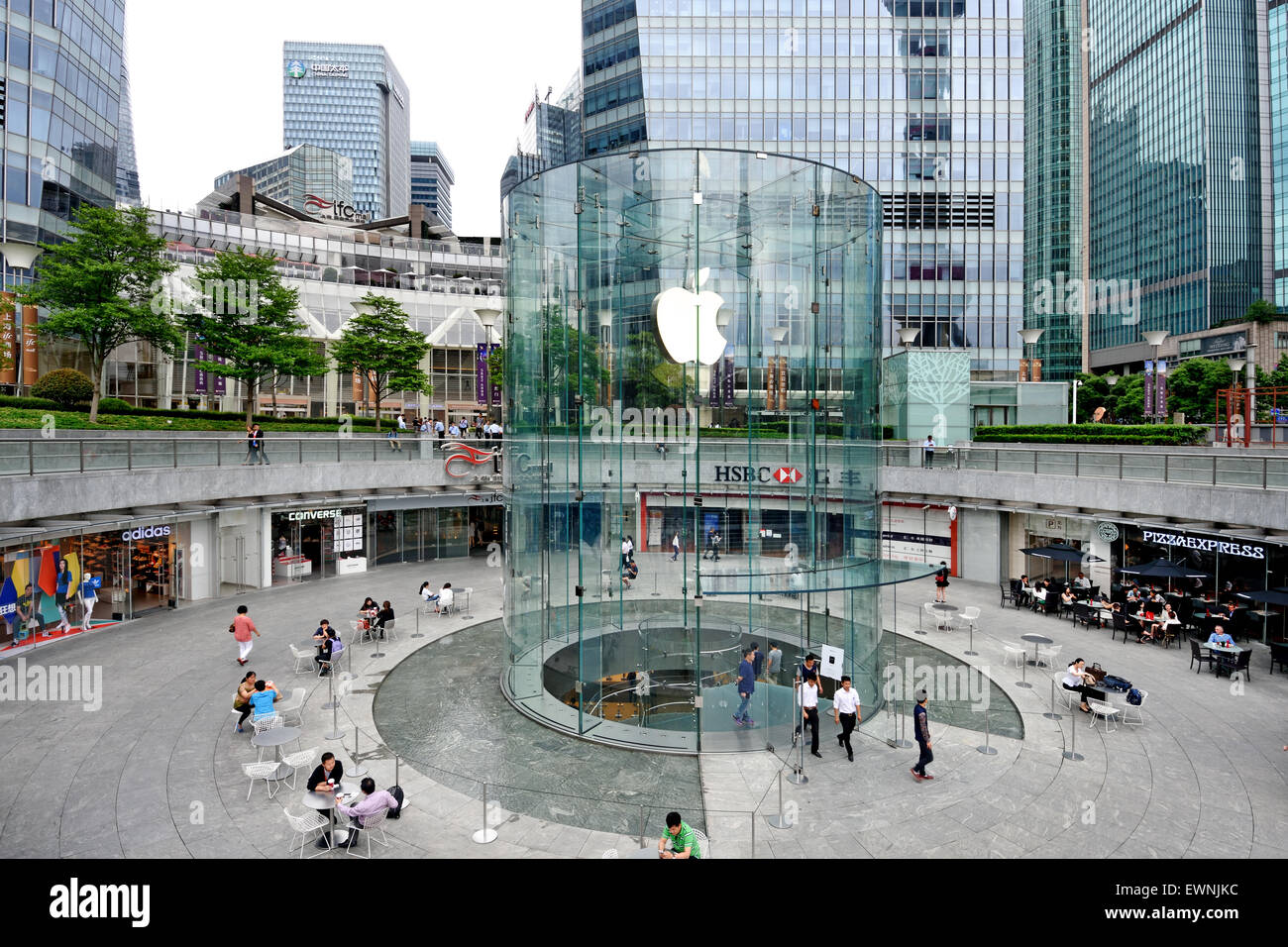 Apple Store China Shanghai, Pudong, Century City Oriental Pearl television tower, World Financial Center Stock Photo