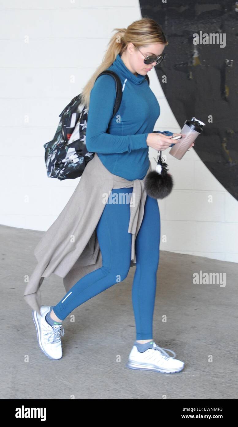 Khloe Kardashian leaves the gym in Hollywood wearing coordinated blue  jogging sportswear Featuring: Khloe Kardashian Where: Los Angeles,  California, United States When: 23 Apr 2015 Stock Photo - Alamy