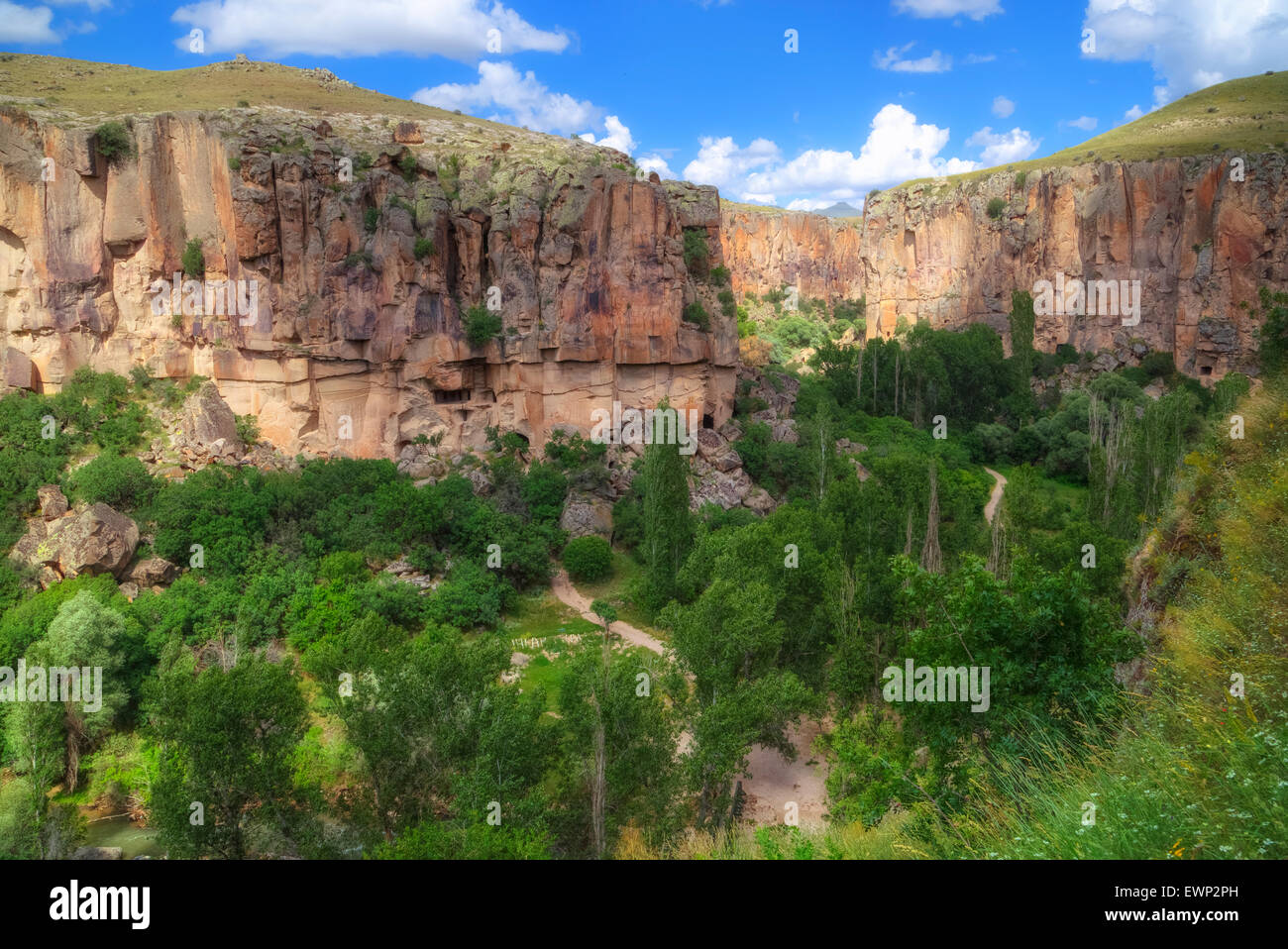 Ihlara Valley Guezelyurt Aksaray Anatolia Turkey Stock Photo Alamy ihlara-valley-guezelyurt-aksaray-anatolia-turkey-stock-photo-alamy