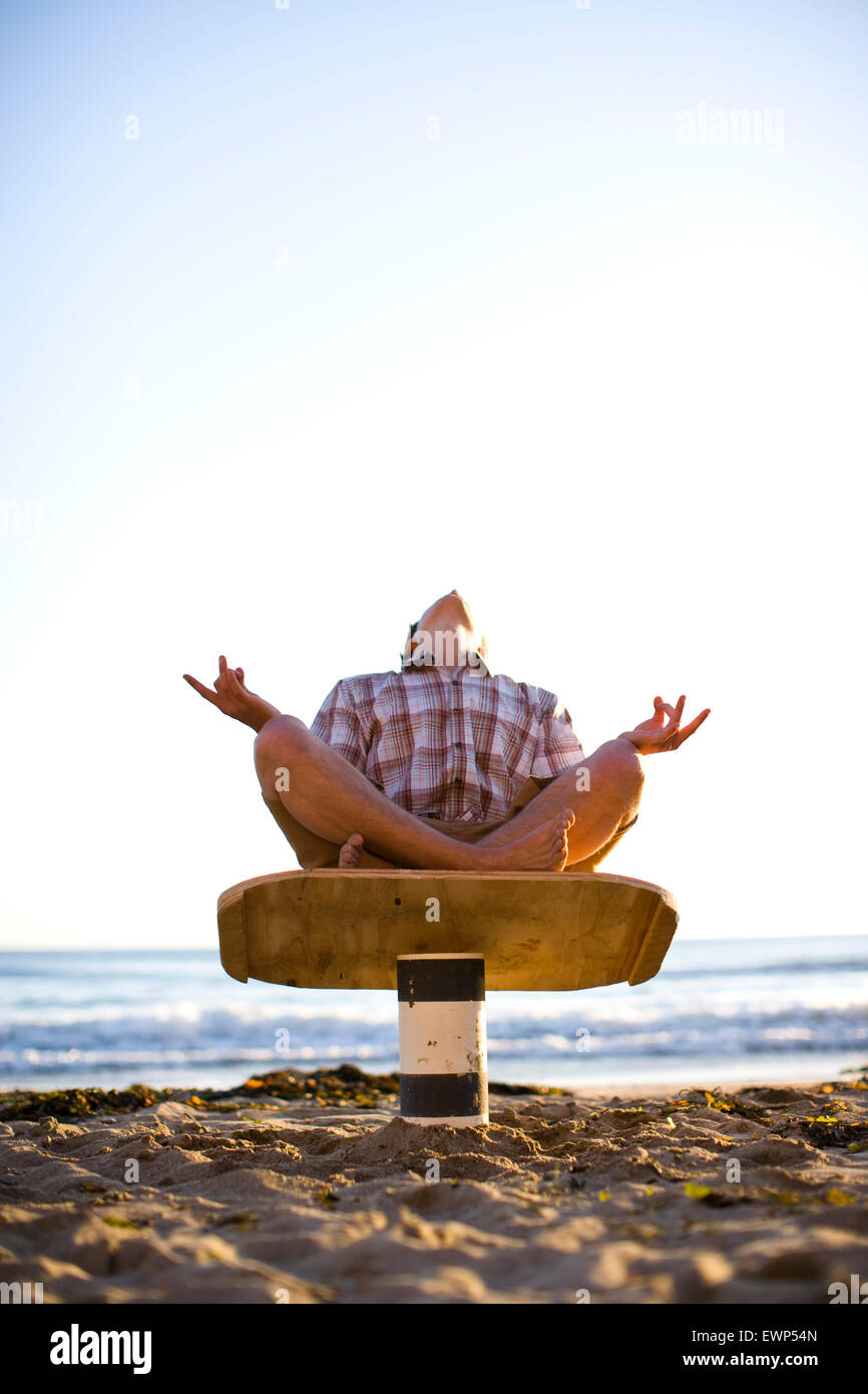 Man falling backwards hi-res stock photography and images - Alamy