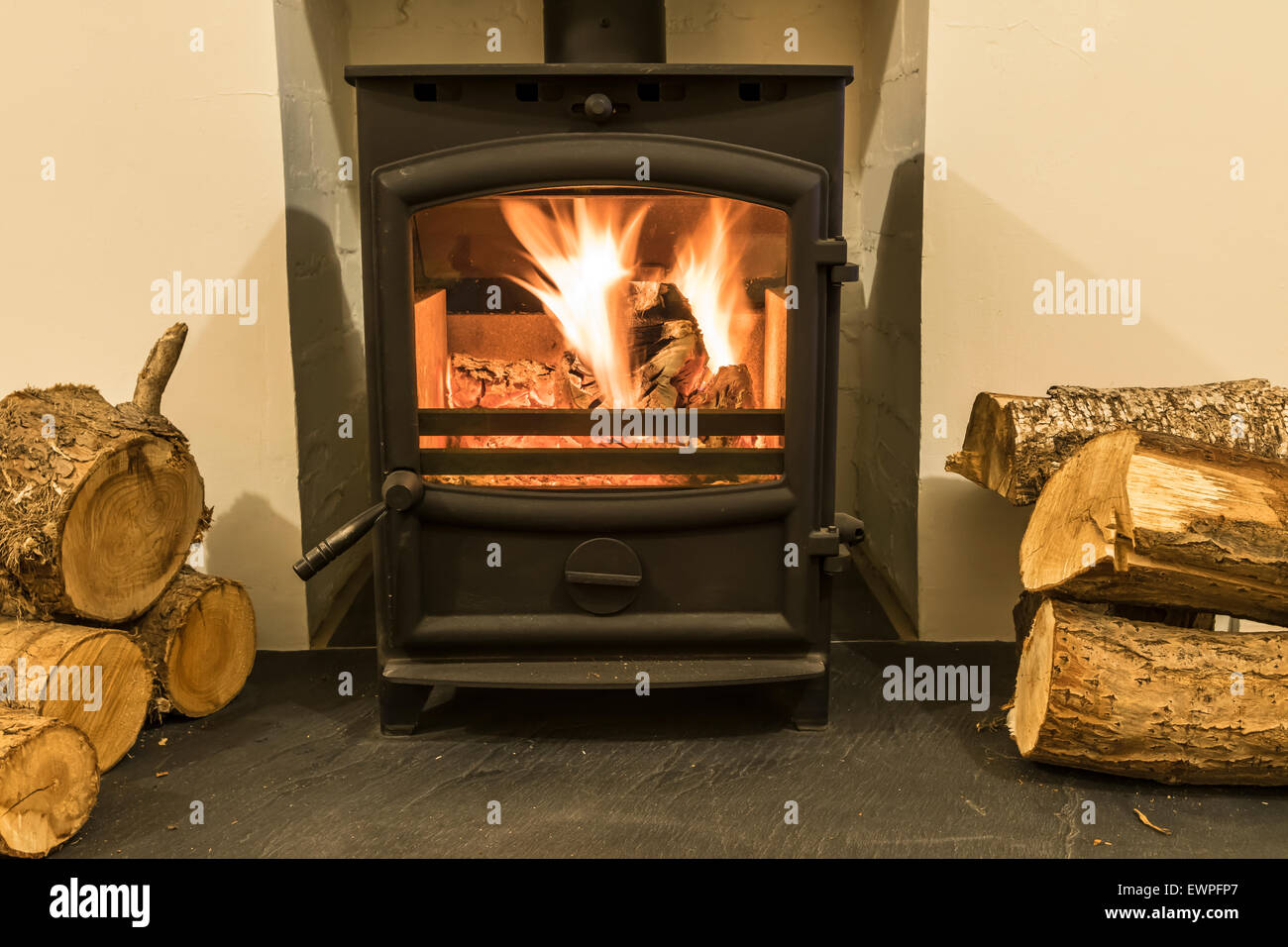 Hetas approved Wood burning stove Stock Photo - Alamy