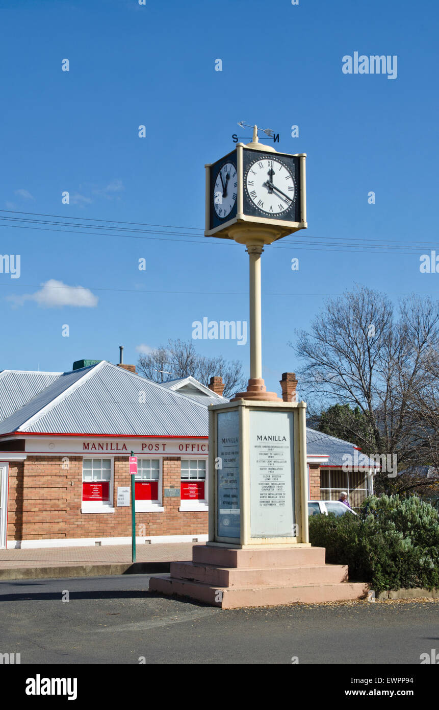 Manilla NSW Australia. Clock tower and post office Stock Photo Alamy