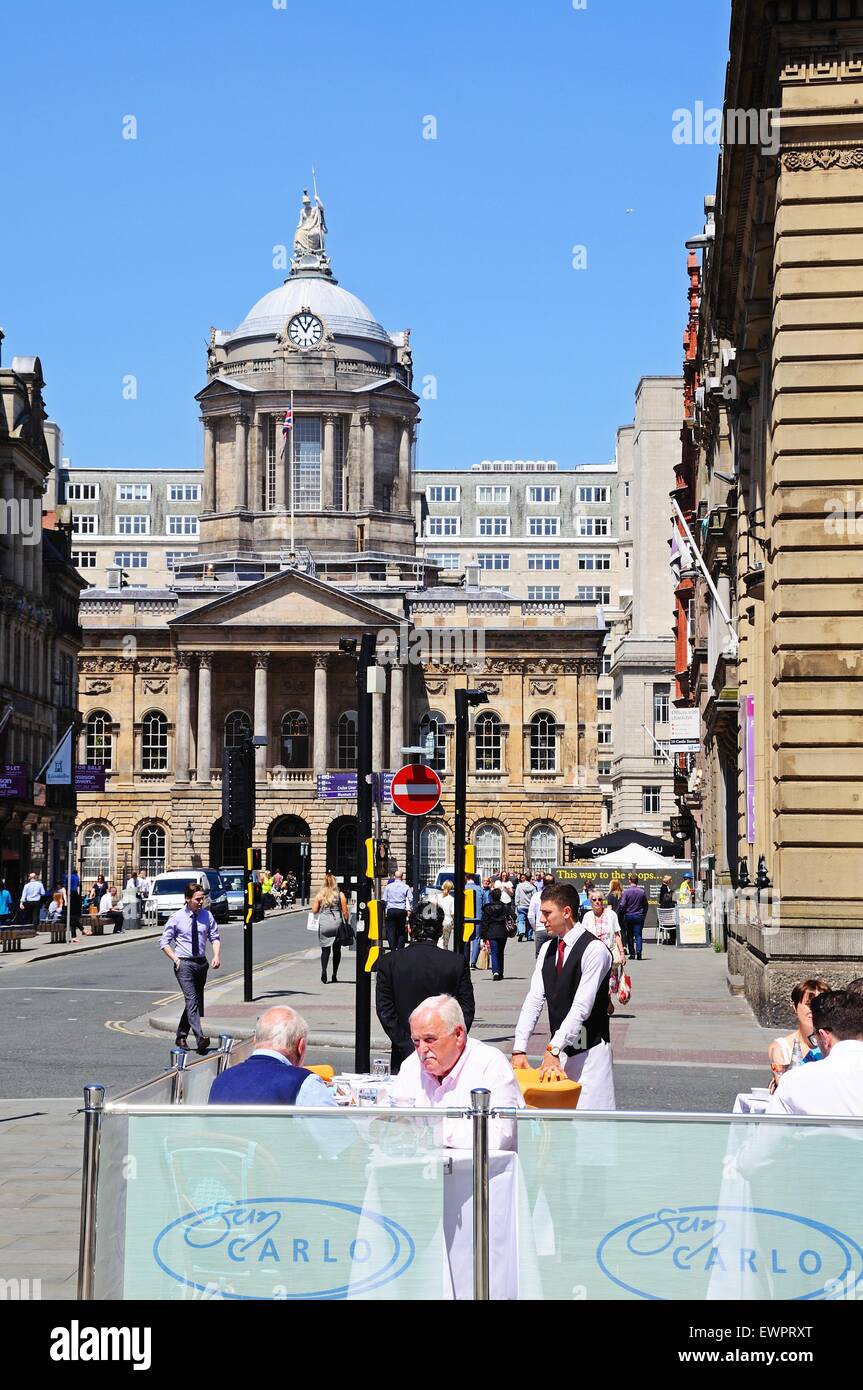 View along Castle Street towards the Town Hall at the far end with a pavement cafe in the foreground, Liverpool, England, UK. Stock Photo