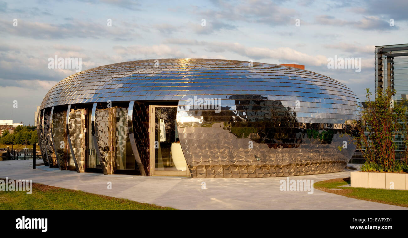 Europe, Germany, North RhineWestphalia, Duesseldorf, the Pebbles Bar