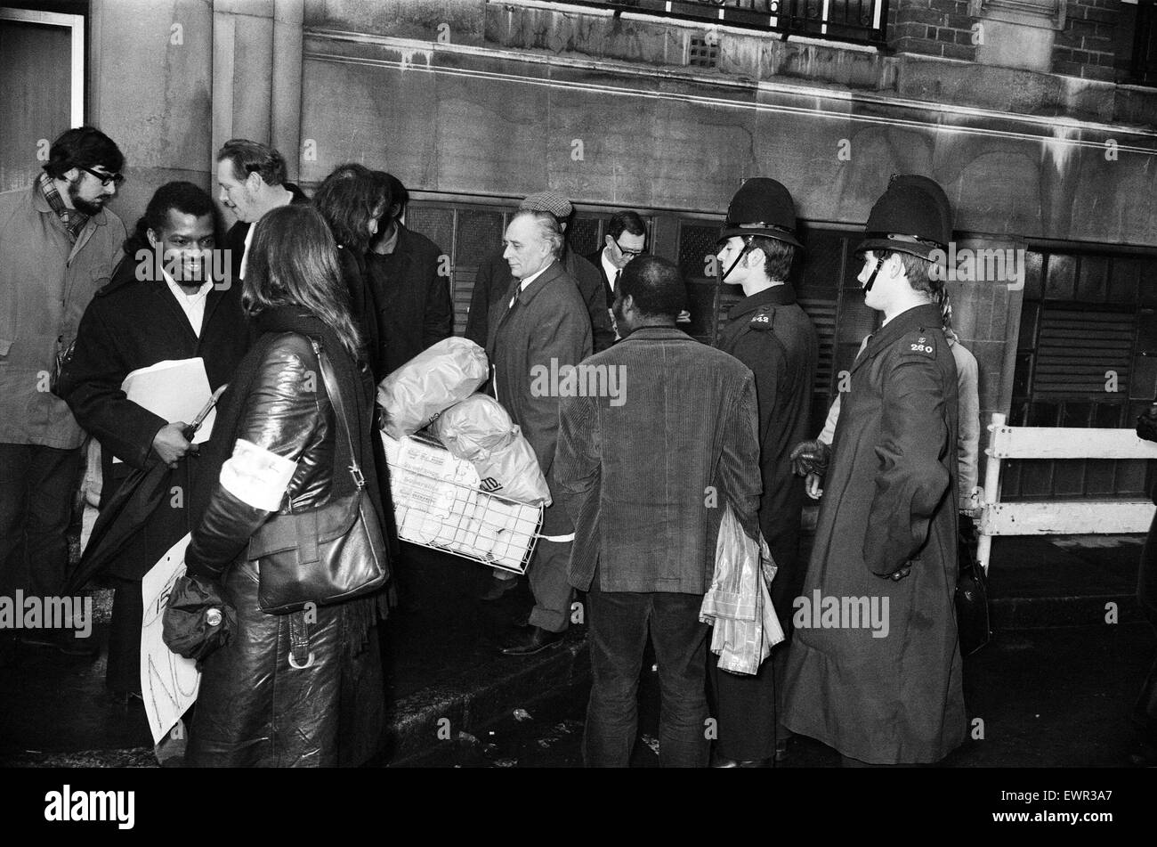 London postal strike Black and White Stock Photos & Images Alamy