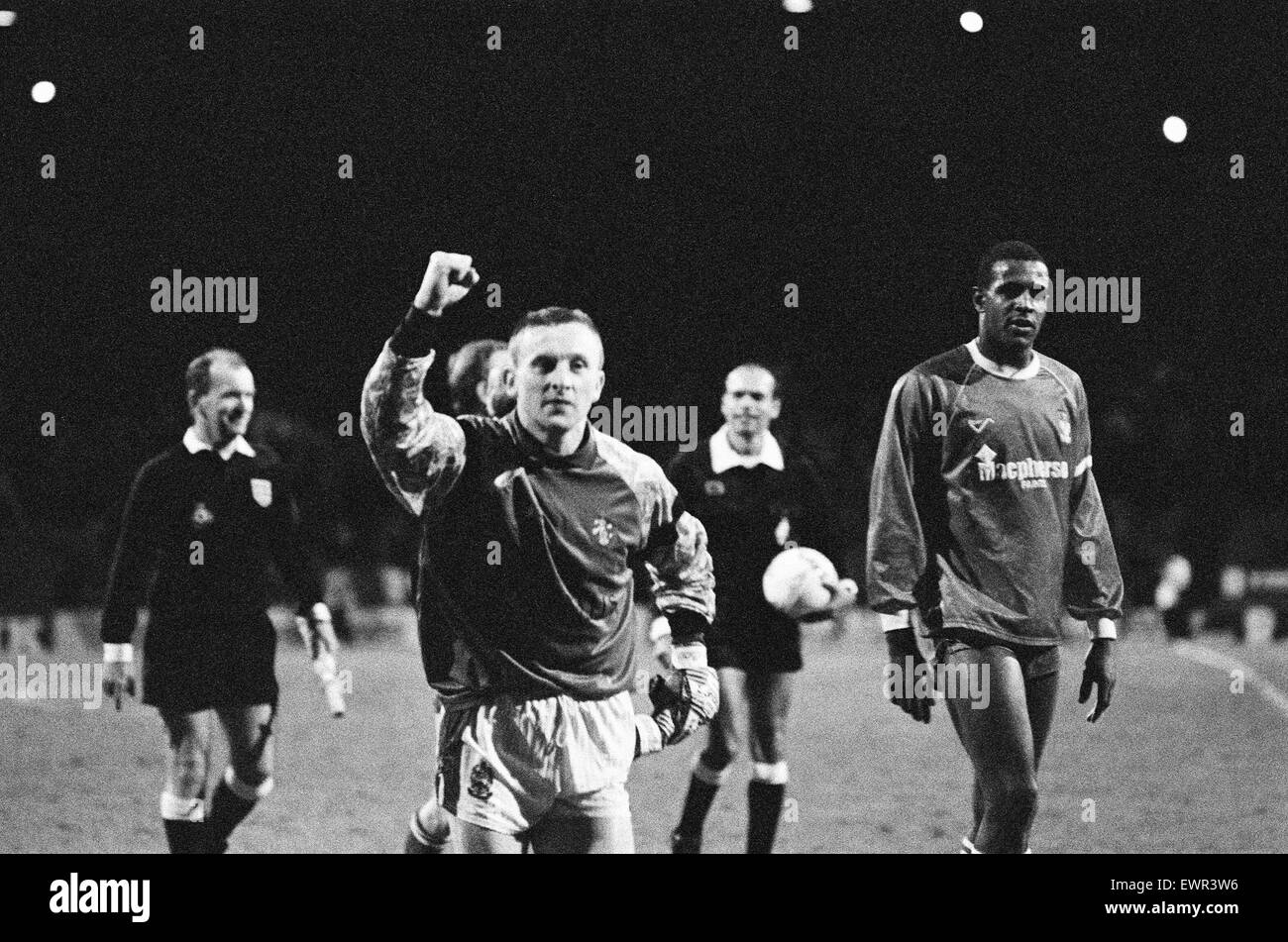 Huddersfield 2-1 Bury, Division 3 League match at Leeds Road, Saturday 22nd December 1990. Kieran O'Regan in goal against Bury after replacing Lee Martin who was sent off. Stock Photo