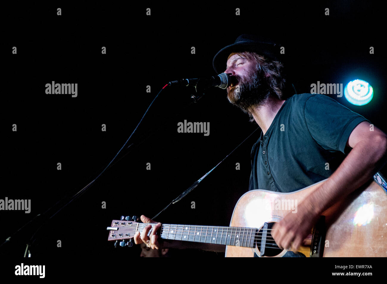 Jon Allen, singer songwriter launches his third album Deep River at the ...