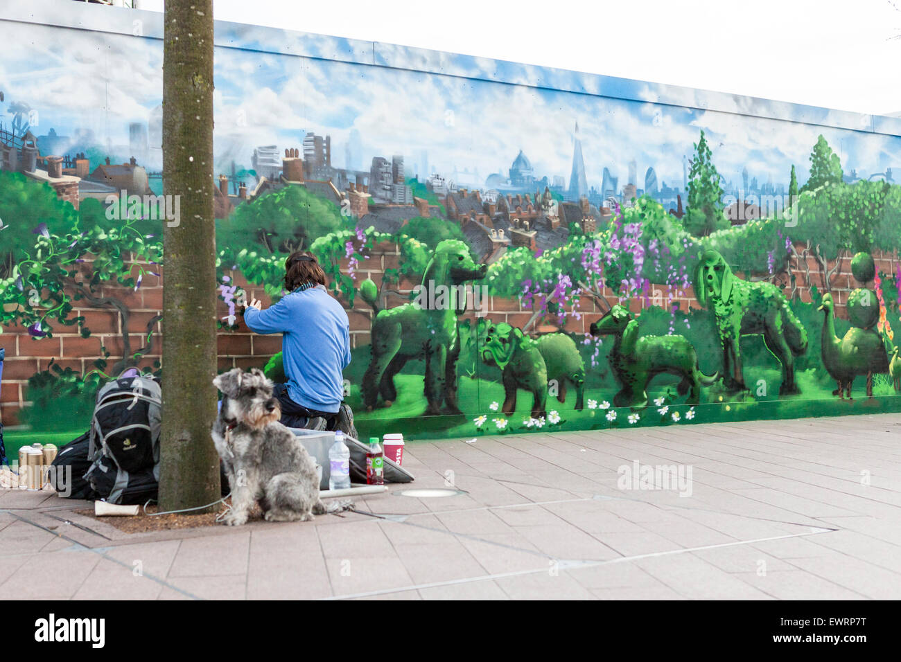 London Street Art Stock Photo - Alamy
