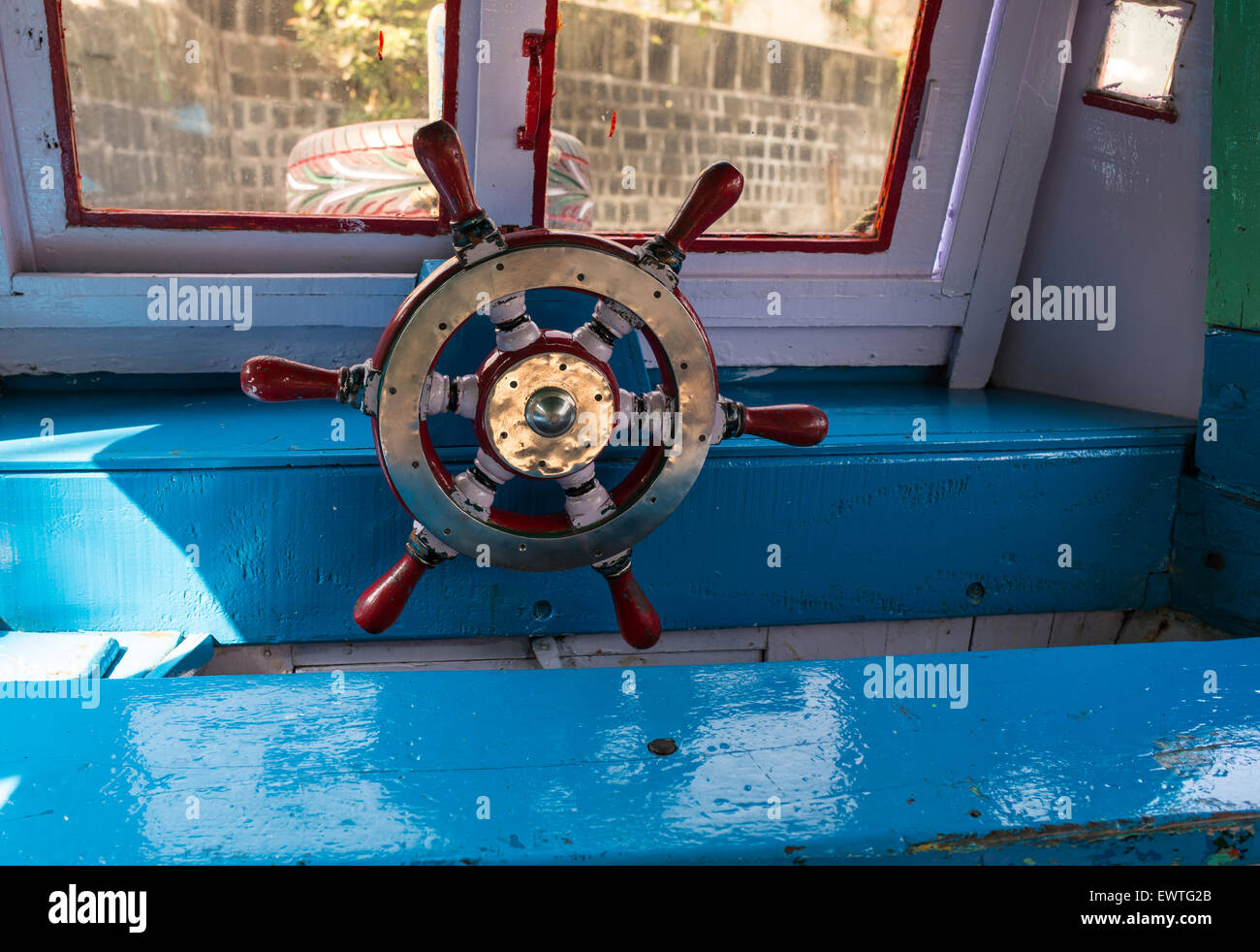 Wooden wheel on the ship Stock Photo - Alamy