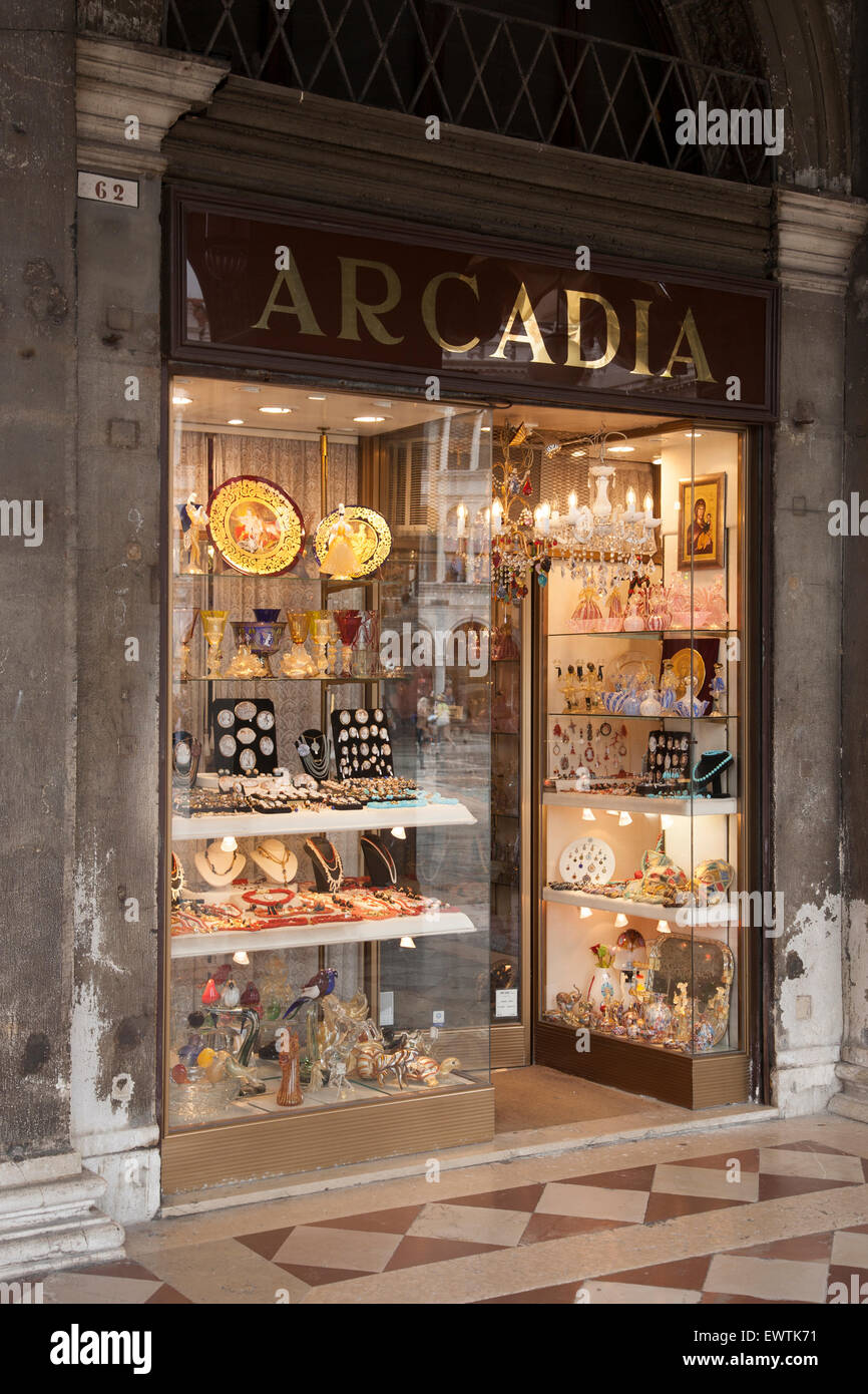 Acardia Venetian Gift Shop In San Marcos St Marks Square Venice Italy Stock Photo Alamy Acardia Venetian Gift Shop In San Marcos St Marks Square Venice Italy Stock Photo Alamy