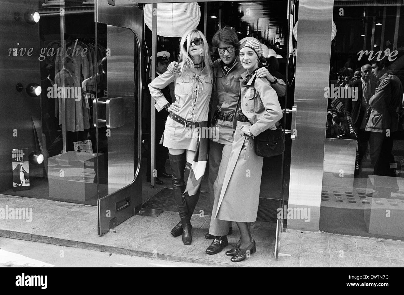 Yves saint laurent rive gauche hi-res stock photography and Yves saint laurent rive gauche hi-res stock photography and