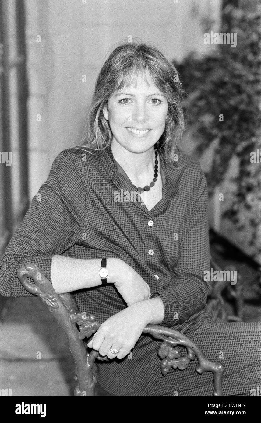 Penelope Wilton with Wendy Wood, who she portrays in 'Cry Freedom'. 20th November 1987. Stock Photo