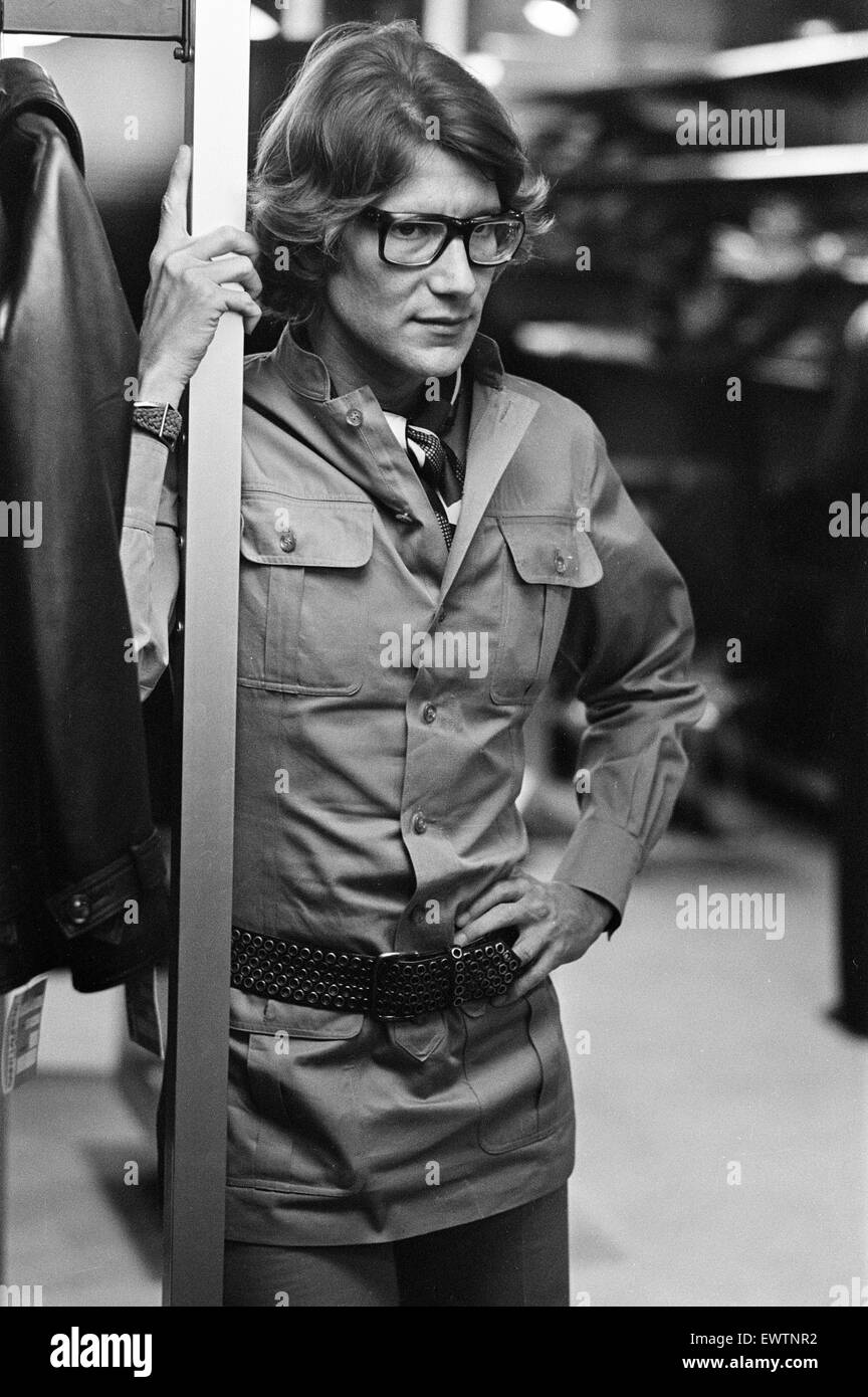 Yves Saint Laurent, designer, pictured outside his first London Rive Gauche  store on New Bond Street, London, opening day, 10th September 1969 Stock  Photo - Alamy