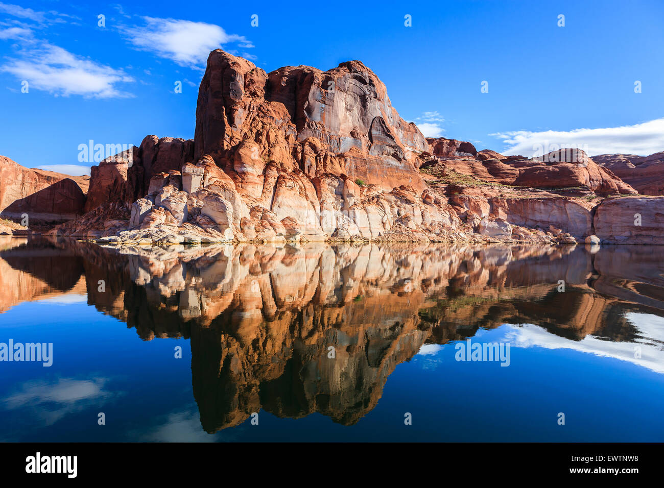 Canyon walls on Lake Powell on the border of Arizona and Utah, USA