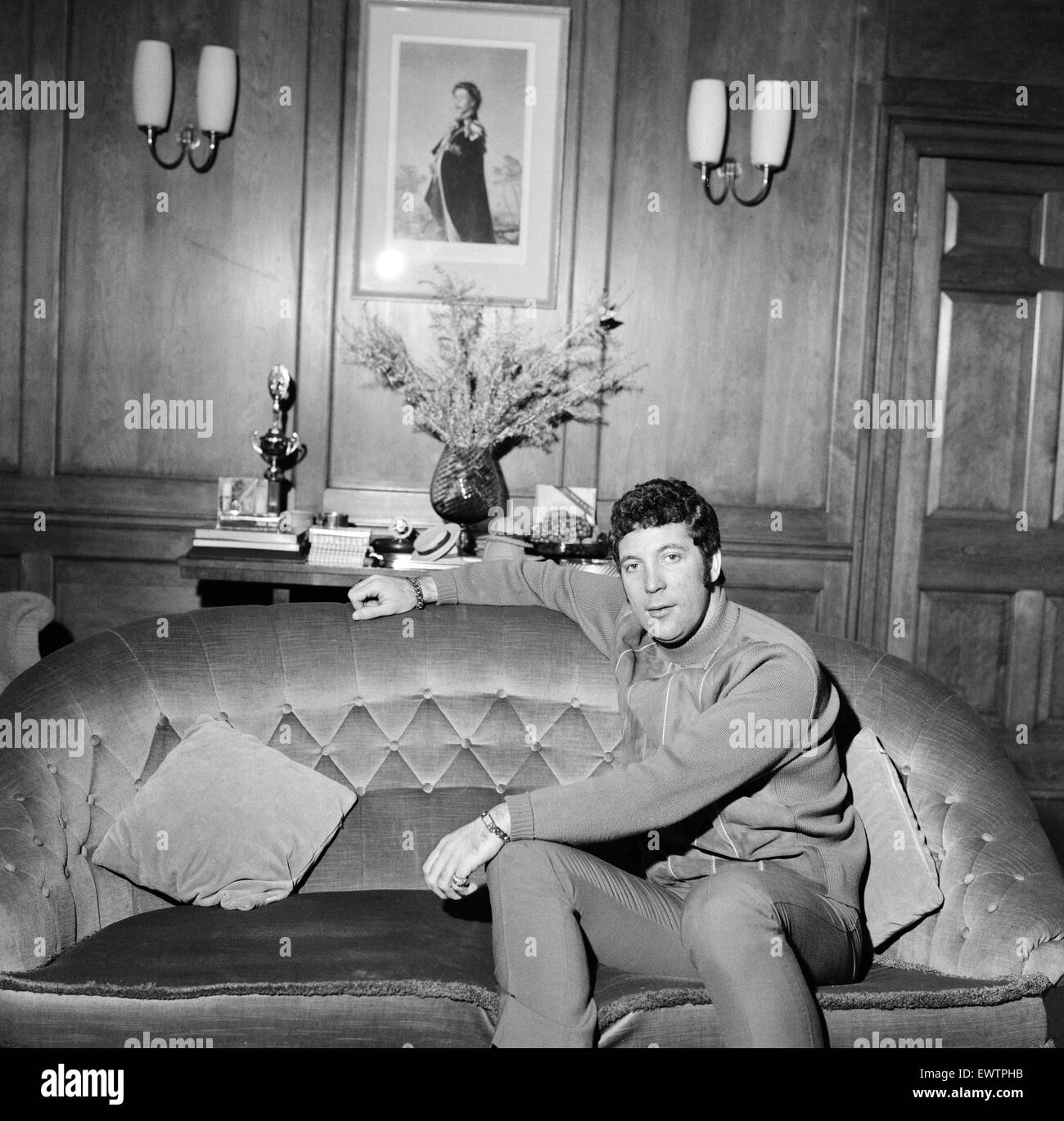 Tom Jones, at his new 65000 pound home in Weybridge, Surrey, 29th December 1968. Stock Photo