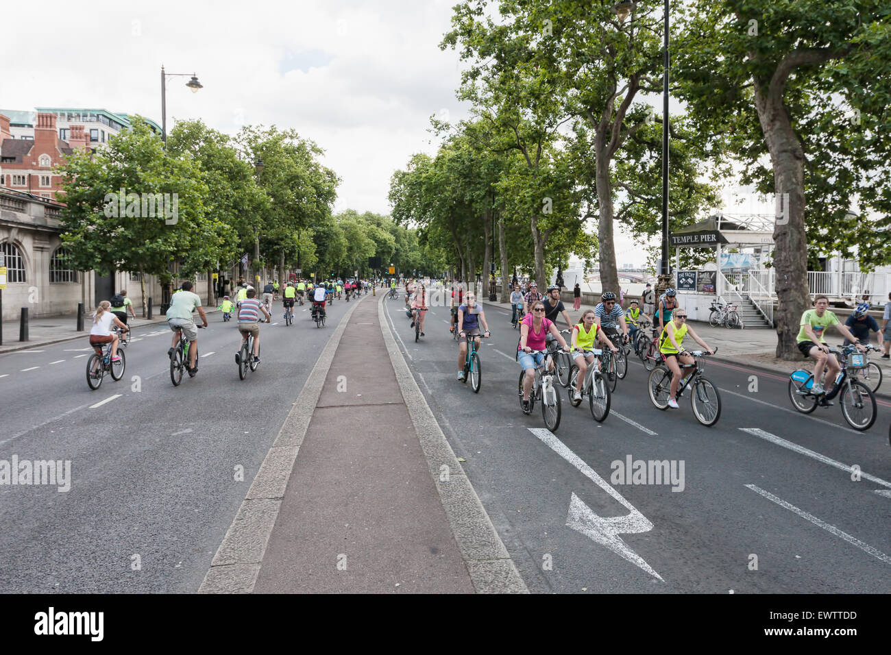 Cyclists enjoying traffic-free roads in central London during the Prudential RideLondon Freecycle 2013 Stock Photo