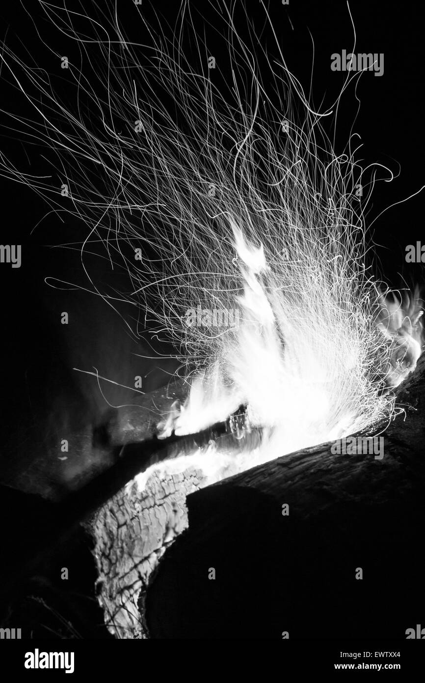 Campfire Black and White Stock Photos & Images Alamy