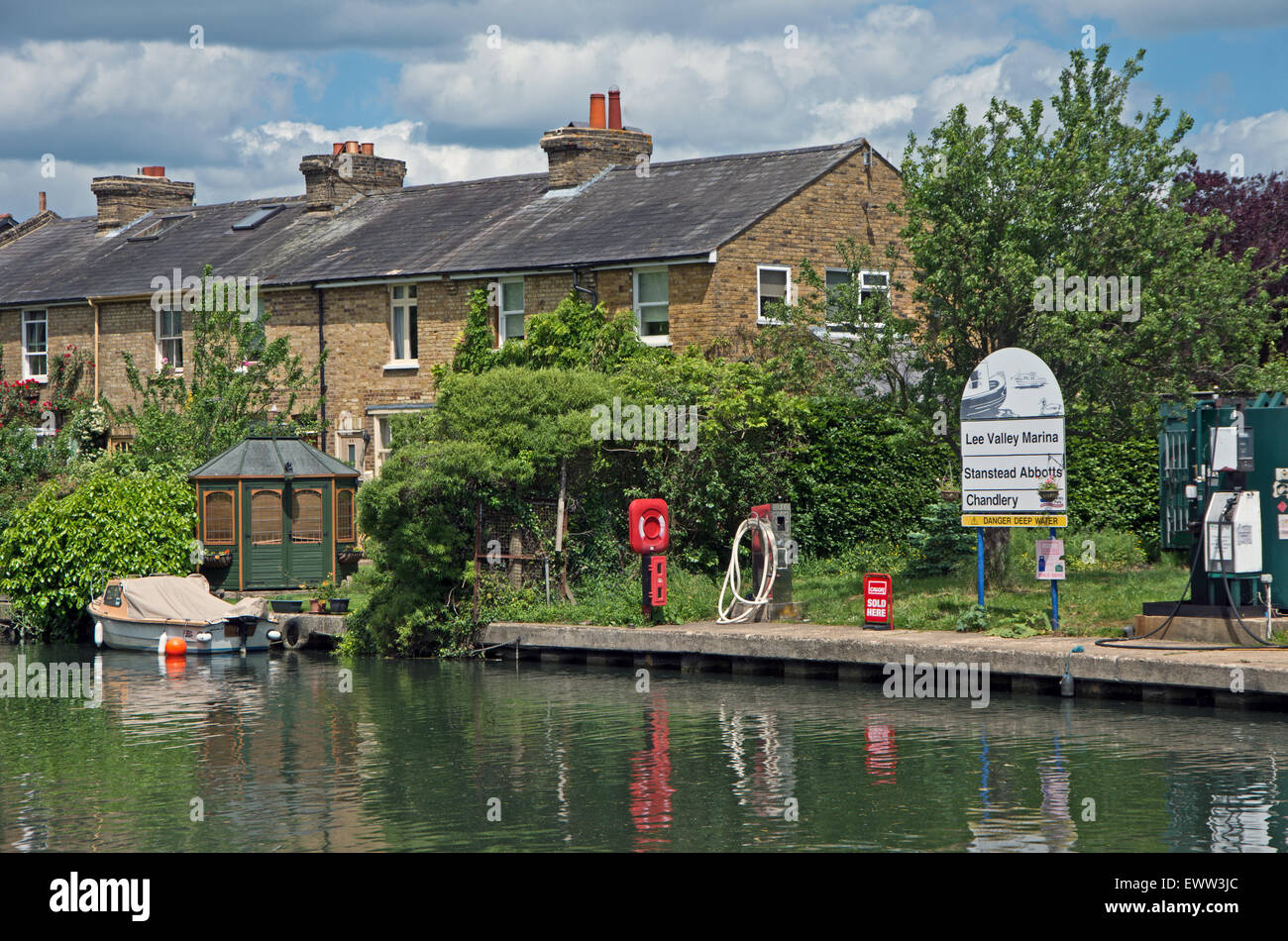 Stanstead Abbotts Hertfordshire Houses by River Lee River Lea Lee