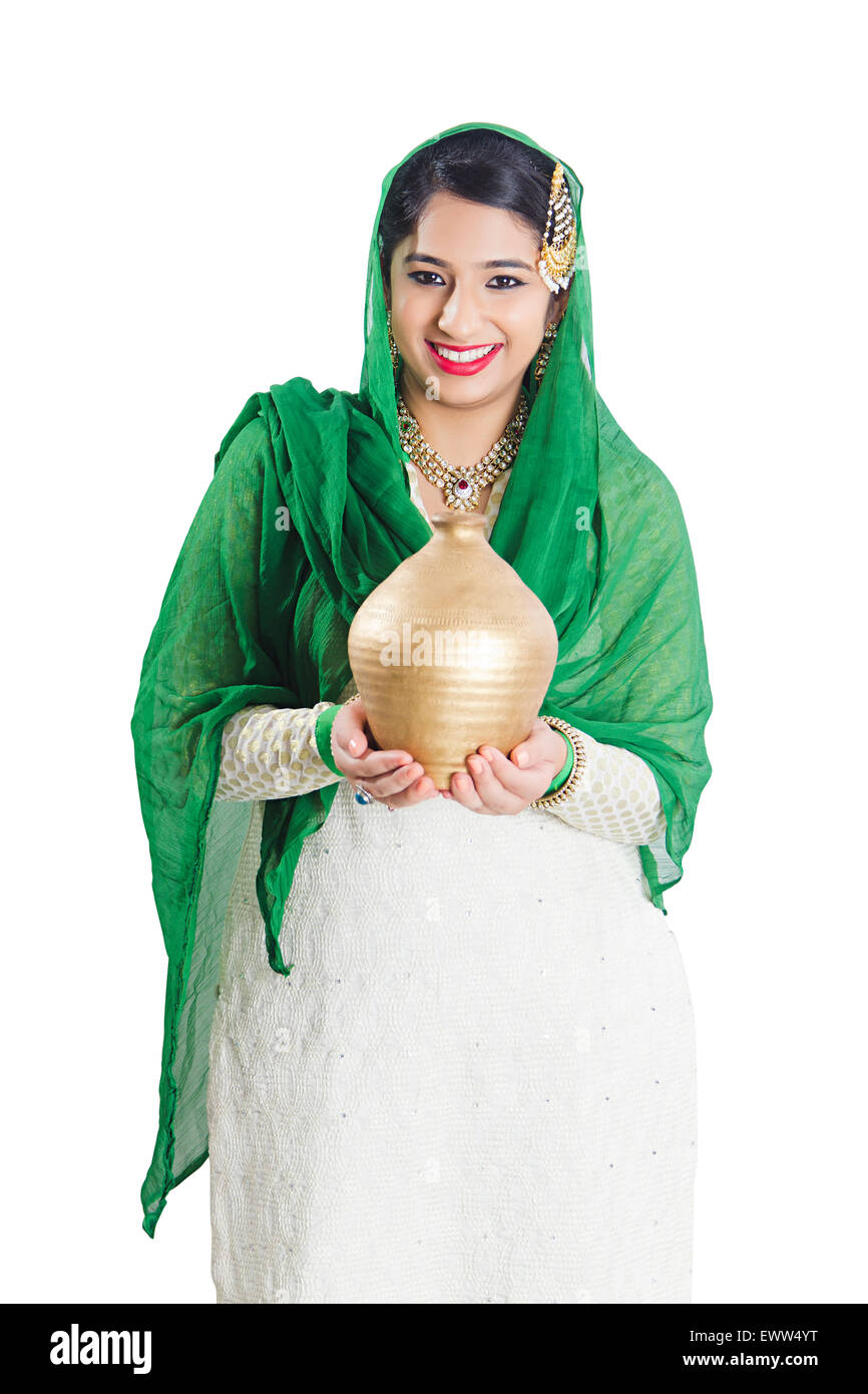 1 indian Muslim woman Saving Money Piggy Bank Stock Photo - Alamy